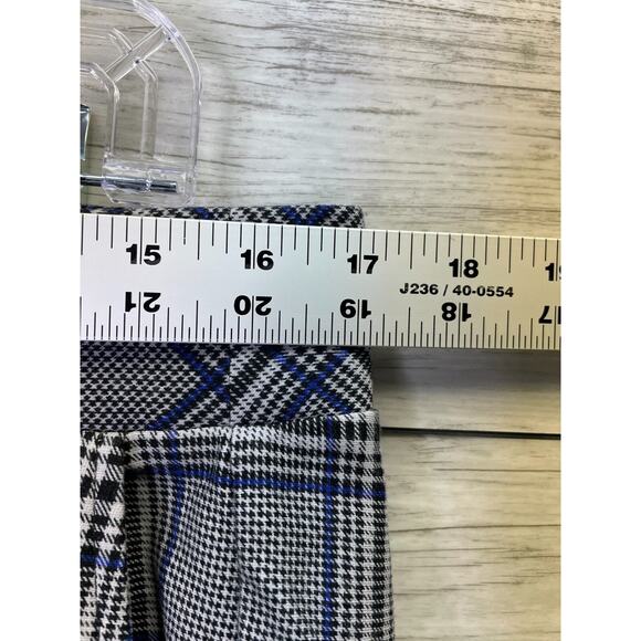 Torrid 0 Womens Pants Blue Plaid Ponte Pull On Elastic Waist Relaxed Fit Pockets - Picture 3 of 10